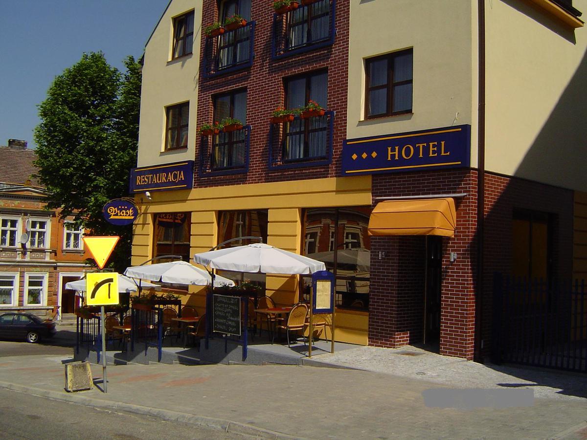 Hotel Piast Cedynia Extérieur photo